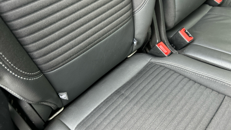 Ford Kuga 2.0 TDCi Titanium Edition 5dr 2WD Diesel Estate